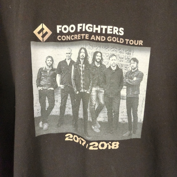 Shirts Foo Fighters Concrete And Gold 218 Tour Band Tshirt Adult Size